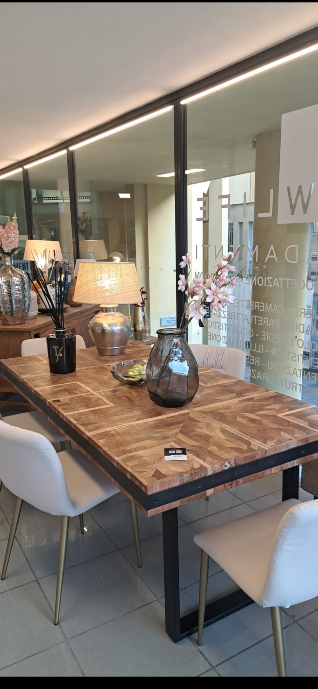 Tavolo in legno " Antheo "